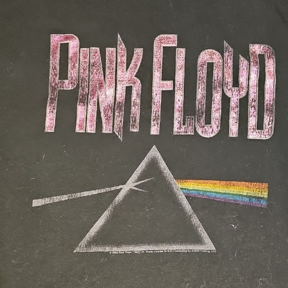 Pink Floyd BlackT-Shirt - Junk Food Clothing - Picture 3 of 5
